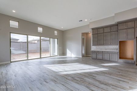 New construction Single-Family house 21399 W Meadowbrook Avenue, Buckeye, AZ 85396 - photo 19 19