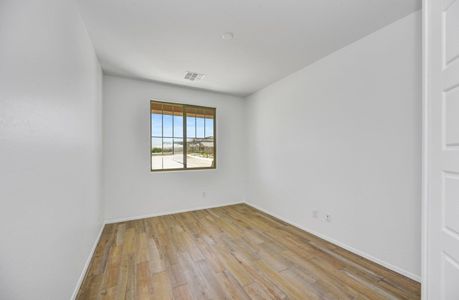 New construction Single-Family house 11816 S 173Rd Ln, Goodyear, AZ 85338 Pinehurst- photo 8 8