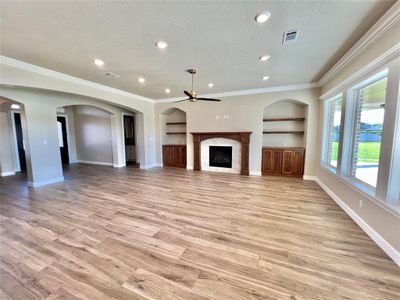 New construction Single-Family house 835 Oak Ridge Drive, Angleton, TX 77515 - photo 13 13