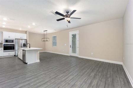 New construction Single-Family house 7845 Somersworth Drive, Kissimmee, FL 34747 - photo 5 5
