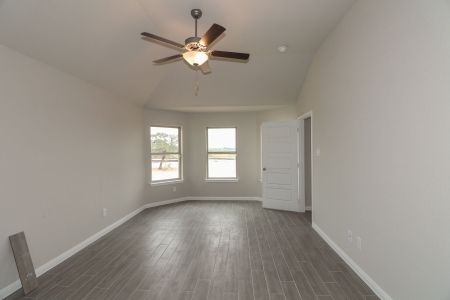 New construction Single-Family house 104 Cheyenne Drive, Floresville, TX 78114 Esparanza- photo 49 49