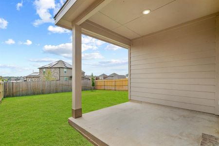 New construction Single-Family house 1701 Luke Street, Ennis, TX 75119 Christian Meadows - The Pinewood- photo 15 15