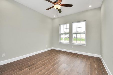 New construction Single-Family house 216 Forest Park Drive, West Columbia, TX 77486 - photo 28 28