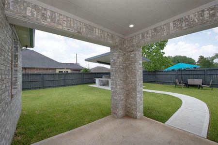 New construction Single-Family house 419 Pinedale Avenue, Rosharon, TX 77583 - photo 19 19