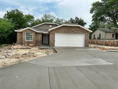 New construction Single-Family house 816 North Street, Weatherford, TX 76086 - photo 0 0