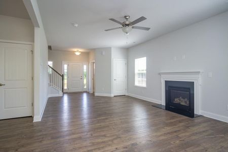 New construction Single-Family house 1633 Fire Tower Road, Sanford, NC 27330 - photo 24 24