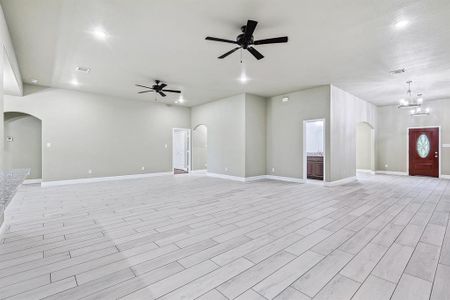 New construction Single-Family house 5559 Bobs Place, Fort Worth, TX 76126 - photo 5 5