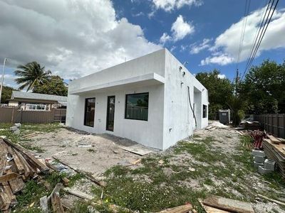 New construction Single-Family house 2260 E 9Th Ave, Hialeah, FL 33013 - photo 22 22