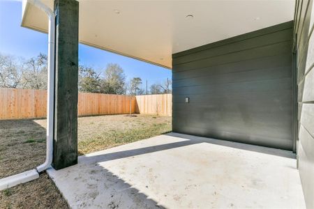 New construction Single-Family house 204 Quaker Drive, Friendswood, TX 77546 - photo 46 46