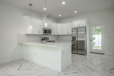 New construction Single-Family house 2421 E 29Th Avenue, Tampa, FL 33605 - photo 5 5