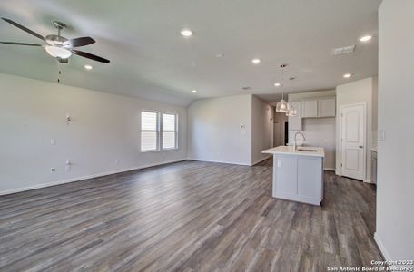New construction Single-Family house 2052 Adeline Way, New Braunfels, TX 78130 Enclave Series - Bermuda- photo 6 6