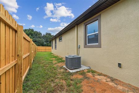 New construction Single-Family house 33134 Patrice Road, Dade City, FL 33523 - photo 57 57