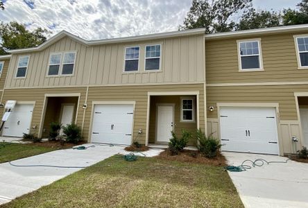 New construction Townhouse house 5351 Cardinal Crest Bluff, North Charleston, SC 29418 Tide Homeplan- photo