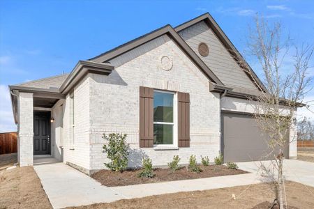 New construction Single-Family house 506 Claremont Drive, Justin, TX 76247 - photo 1 1