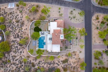 New construction Single-Family house 9015 E Los Gatos Drive, Scottsdale, AZ 85255 - photo 32 32