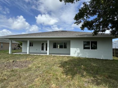 New construction Single-Family house 1926 Sw Diamond Street, Port Saint Lucie, FL 34953 - photo 10 10