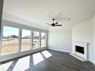 New construction Single-Family house 908 Meadow View Drive, Cleburne, TX 76033 Concept 2050- photo 4 4