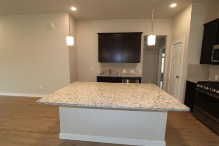 New construction Single-Family house 5831 Aurora Lane, Fulshear, TX 77441 Azalea- photo 6 6