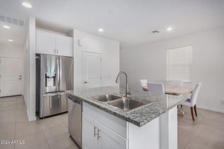 New construction Single-Family house 36986 N Sidewinder Drive, San Tan Valley, AZ 85140 - photo 10 10