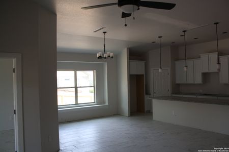 New construction Single-Family house 31045 Clover Pass, Bulverde, TX 78163 - photo 8 8