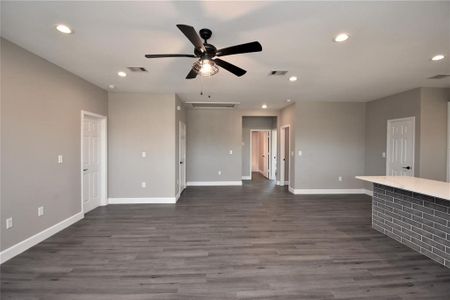 New construction Single-Family house 1228 9Th Street, San Leon, TX 77539 - photo 4 4