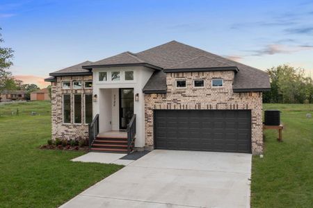 New construction Single-Family house 7725 Green Lawn Drive, Houston, TX 77088 - photo 2 2