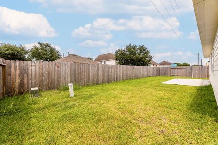 New construction Single-Family house 6115 Patton Lane, Pearland, TX 77584 - photo 35 35