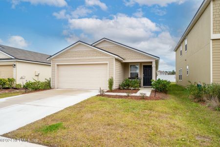 New construction Single-Family house 3218 Little Fawn Lane, Green Cove Springs, FL 32043 - photo 0 0