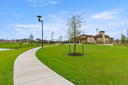 New construction Single-Family house 13802 Friarstone Pointe Trail, Cypress, TX 77433 - photo 8 8
