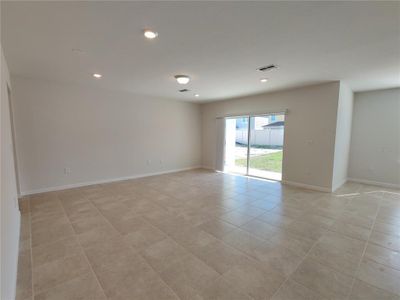 New construction Single-Family house 9613 Rally Spring Loop, Wesley Chapel, FL 33545 - photo 8 8