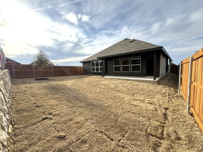 New construction Single-Family house 902 Versailles Court, Cleburne, TX 76033 Concept 1849- photo 8 8