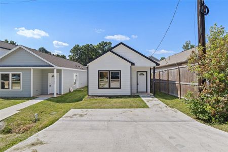 New construction Single-Family house 16978 W Hammon Street, Montgomery, TX 77316 - photo 1 1