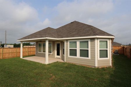 New construction Single-Family house 3423 Trail View Drive, Rosenberg, TX 77471 Freestone - photo 15 15
