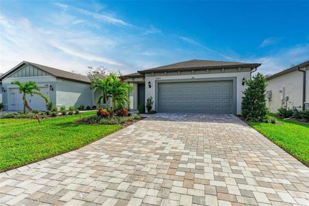 New construction Single-Family house 9281 Ballaster Pointe Loop, Parrish, FL 34219 - photo 0