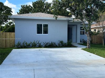 New construction Single-Family house 224 Southwest 4 Avenue, Hallandale Beach, FL 33009 - photo 1 1
