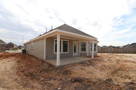 New construction Single-Family house 847 Wooded Heights Lane, Magnolia, TX 77354 Eastland- photo 11 11