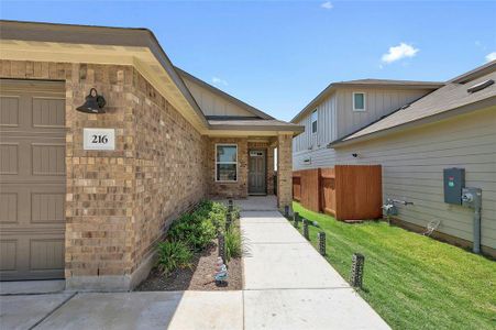 New construction Single-Family house 216 Prairie Song Ln, Liberty Hill, TX 78642 - photo 2 2