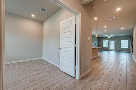 New construction Single-Family house 1206 Muscadine Hollow Lane, Richmond, TX 77406 - photo 5 5