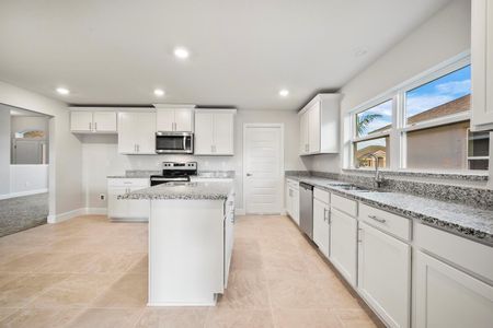 New construction Single-Family house 8753 Waterstone Boulevard, Fort Pierce, FL 34951 - photo 3 3