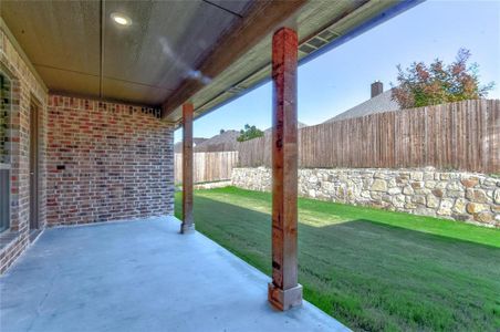 New construction Single-Family house 6817 Trail Rock, Benbrook, TX 76126 - photo 33