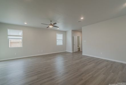 New construction Single-Family house 13007 Oryx Fort, Saint Hedwig, TX 78152 - photo 0