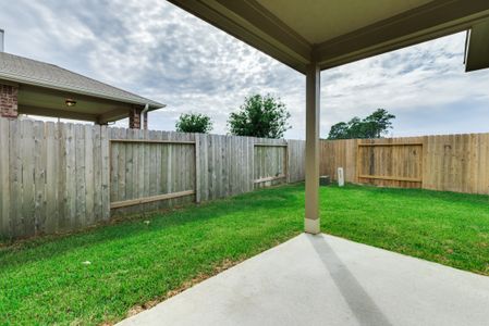 New construction Single-Family house 12303 Sterling Oak Drive, Houston, TX 77044 - photo 36 36