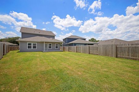 New construction Single-Family house 124 Short Toed Swoop Ln, Cedar Creek, TX 78612 - photo 26 26