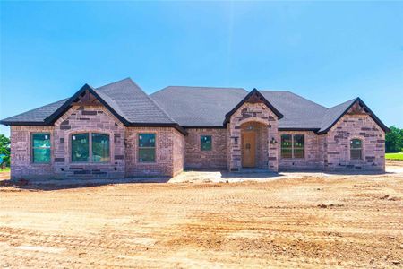 New construction Single-Family house 203 Maverick Court, Granbury, TX 76049 - photo 0 0