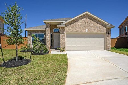 New construction Single-Family house 150 Kelly Street, Angleton, TX 77515 - photo 0