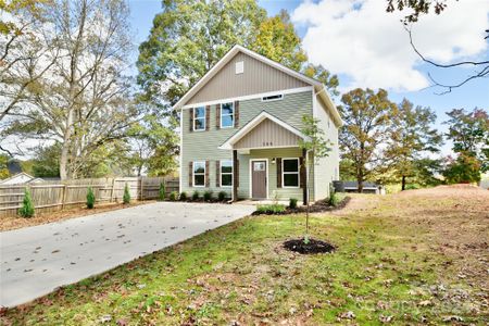 New construction Single-Family house 366 Holly Drive, Mount Holly, NC 28120 - photo 0