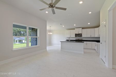 New construction Single-Family house 3132 Forest View Lane, Green Cove Springs, FL 32043 1512- photo 6 6