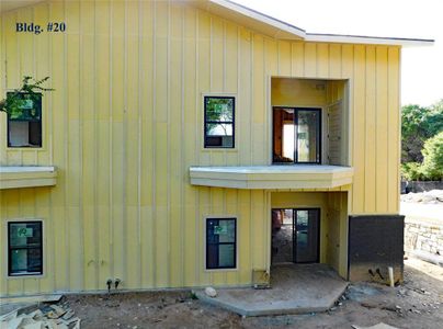 New construction Condo/Apt house 2450 Wickersham Lane, Unit 2023, Austin, TX 78741 - photo 4 4