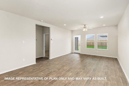 New construction Single-Family house 5443 Wyndham Ridge Lane, Spring, TX 77373 Plan X30J (Express)- photo 6 6