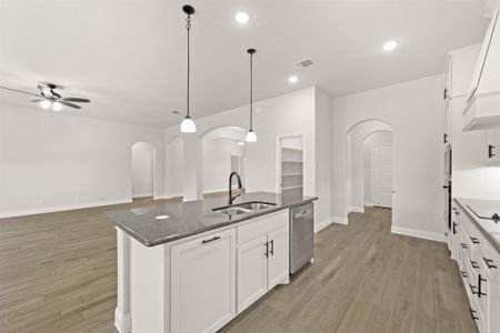 New construction Single-Family house 4409 Verbena Street, Midlothian, TX 76065 Concept 2555- photo 12 12